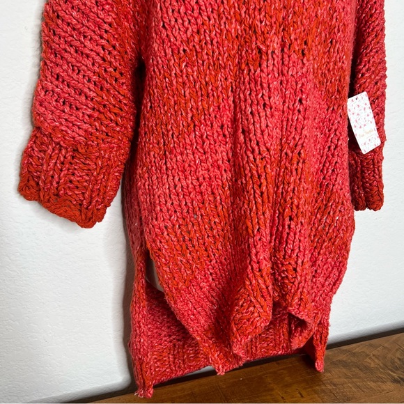 New Free People Women’s Sweater Georgia V-neck Tunic 2 Sleeve Size Small Red$148 - Picture 4 of 14